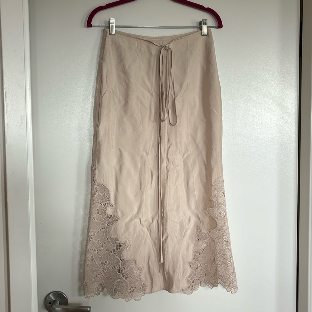 BRAND NEW H&M silky skirt
